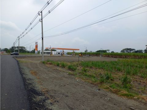 lote esquinero con area de 4000m2 sobre la via bolo candelaria