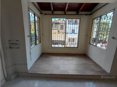 venta de casa con apartaestudio en los angeles boston