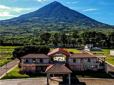 casa en venta en antigua guatemala