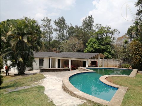 cabana de campo en la laguna del pino