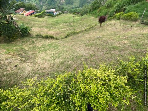 se vende lotes en la cuchilla del salado