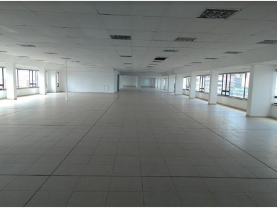 oficina arriendo edif palma real centro internal de 2000 m2