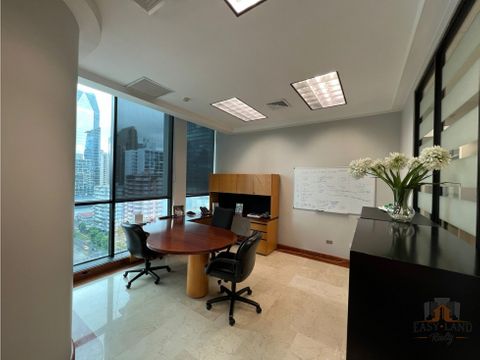 alquilo oficinas en torre adr