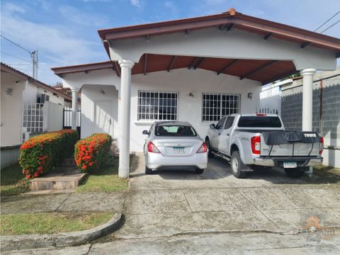 vendo casa en brisas del golf