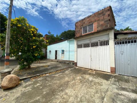 se vende casa lote lomitas vr