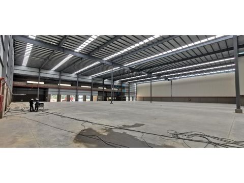 arrendamiento de bodegas logisticas auto medellin 11400 m2