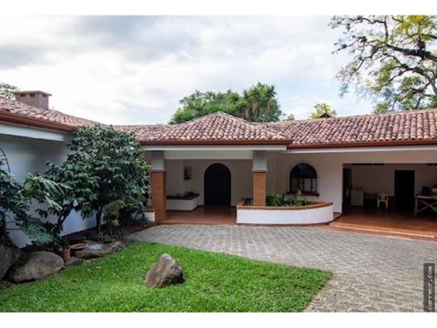 casa de una planta en san rafael de escazu