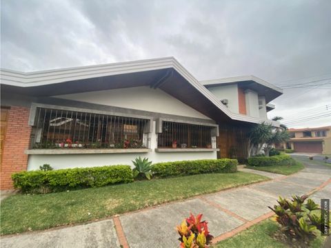 casa con habitacion en planta baja en guayabos curridabat