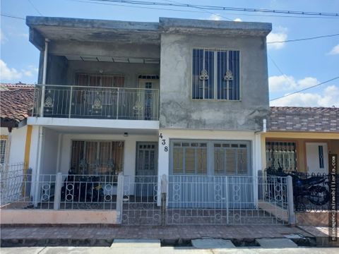 se vende casa bifamiliar en primero de mayo bugalagrande