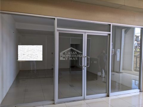 se alquila local comercial en mall plaza occidente