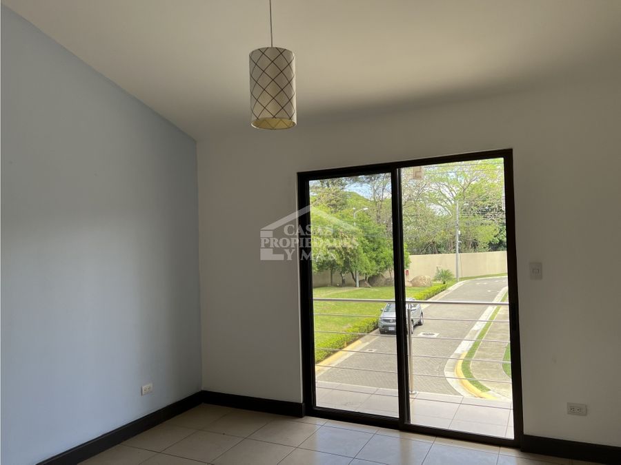 casa en venta en condominio en brasil de mora