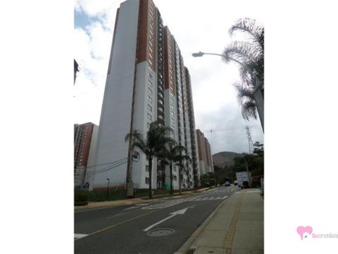 arriendo apartamento puerta madera bello