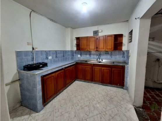 CASA EN ARRIENDO EN ITAGUI COD 10865