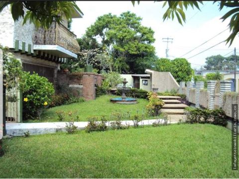 casa con alberca en los reyes loma alta