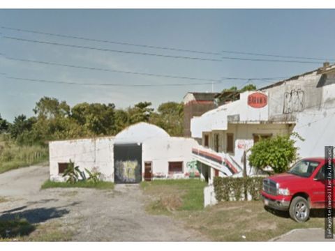 bodega frente al imss carretera a coatzacoalcos