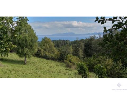 se vende hermosa parcela en pucon con vista al lago