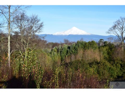 hermosa parcela en villarrica con vista al volcan y acceso a lago