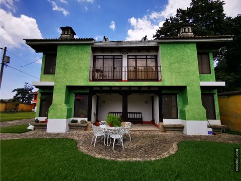 town house 2 niveles en apartamentos santa rosa en antigua guatemala