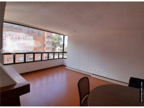 vendo excelente apartamento remodelar calleja 3 hab 4 piso 98 mts