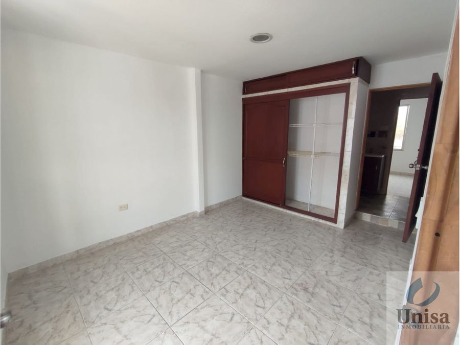 alquiler apartamento 3er piso barrio villa colombia