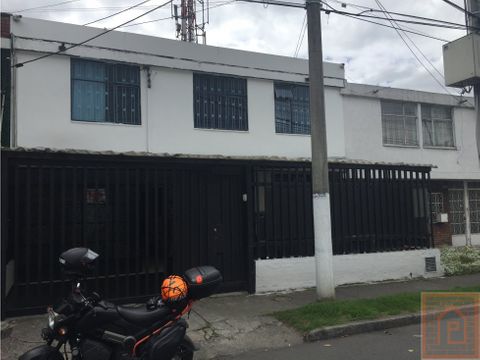 se vende casa con apto nicolas de federman bogota