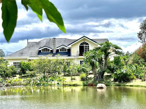 venta casa de lujo en cartago paraiso condominio los lagos