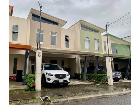 venta de casa en tres rios concepcion en condominio