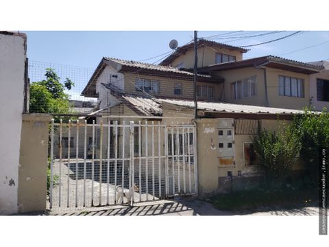 m vendo casa de 5 departamentos cdla calderon precio 196000 neg