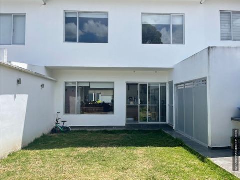 vendo casa en ricaurte precio 148000 cuenca