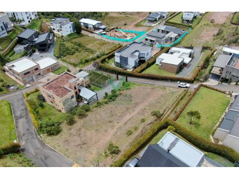 se vende lote via loma del escobero envigado