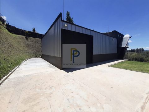 bodega y apto con lote para la venta en rionegro vereda mampuesto