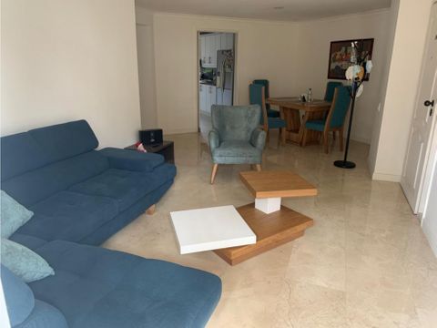 se vende apartamento en laureles