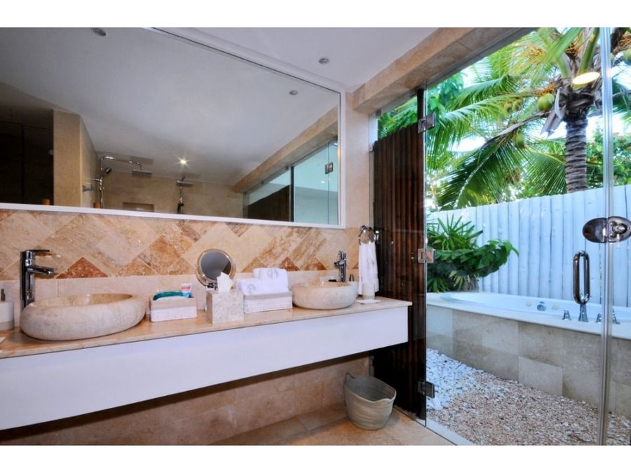 exclusive luxury villa in cap cana 5br