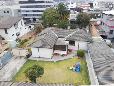 casa con amplio terreno en sector el inca