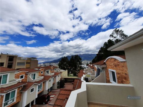 casa en venta en sector san lucia norte de quito