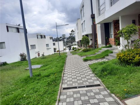 casa en venta en conjunto privado sector san isidro del inca