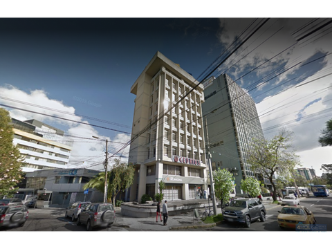 se vende oficina sobre la av amazonas mall el jardin