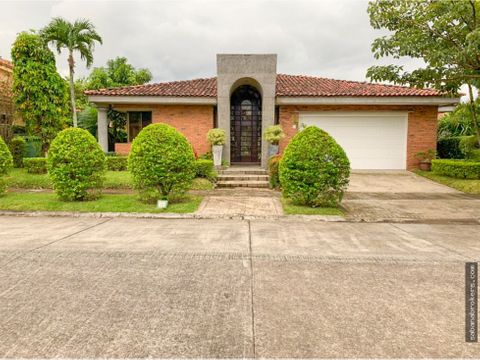 casa en bosques de lindora un nivel