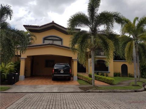 se vende alquila casa en antigua costa del este