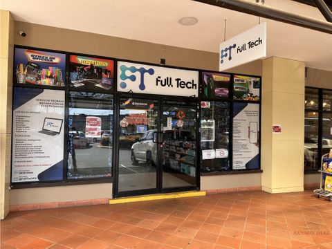 se vende negocio de electronica albrook