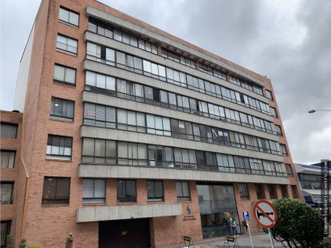 vendo consultorio frente a la clinica del country