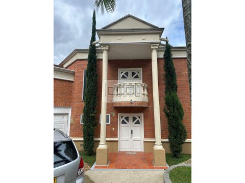 8202337 arriendo de casa en sabaneta sector san jose