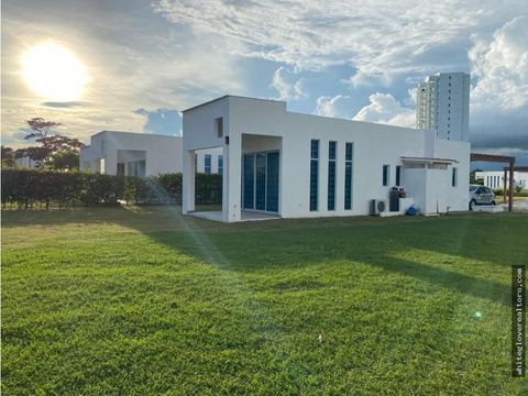 vendo hermosa casa en playa blanca