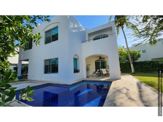 Casa con piscina y salida directa la mar de Bello Horizonte - 005