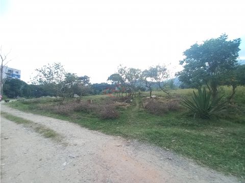 arriendo amplio lote sector ambala