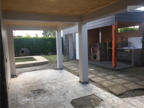 casa en venta quillon centrica con piscina amplio terreno