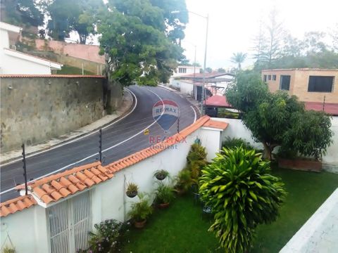 casa en venta en cumbres de curumo caracas