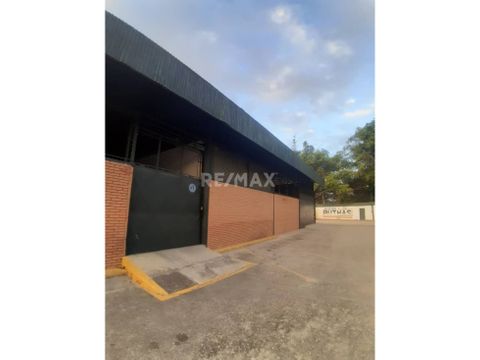 alquilo galpon guatire 300 m2