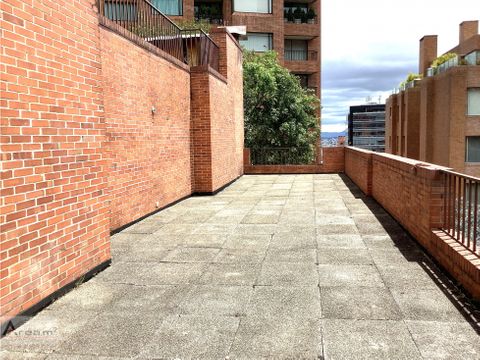 excelente apartamento en venta en rosales con terraza