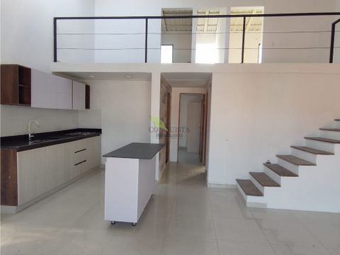 se arrienda apartamento duplex en campo amor